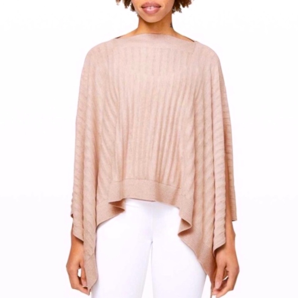 LuluLemon Forward Flow Poncho Yoga Cover Up/OS